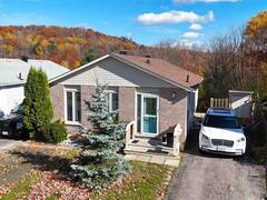 27 Hergott AVE Elliot Lake Ontario, P5A 3B1