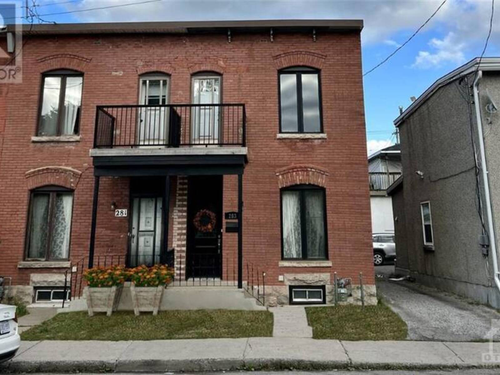 283 CAMBRIDGE STREET N, Ottawa, Ontario K1R 7B1