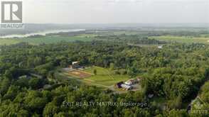 197 BOUNDARY ROAD | Alfred and Plantagenet Ontario | Slide Image Two