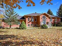 7 SOUTH POINT DRIVE Smiths Falls Ontario, K7A 4S5