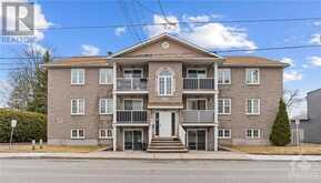 1005 LAURIER ROAD UNIT#201 | Rockland Ontario | Slide Image One