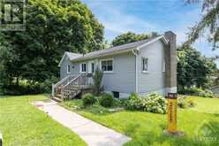 809-811 HILMOR TERRACE S | Brockville Ontario | Slide Image Four