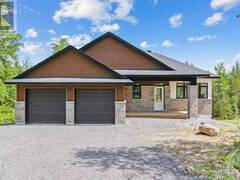 126 CASSIDY CRESCENT Carleton Place Ontario, K7C 0E1