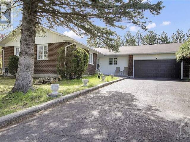 7038 SHIELDS DRIVE Greely Ontario, K4P 1A7