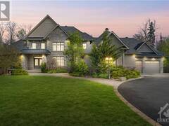 1116 MEADOWSHIRE WAY Manotick Ontario, K4M 0A5