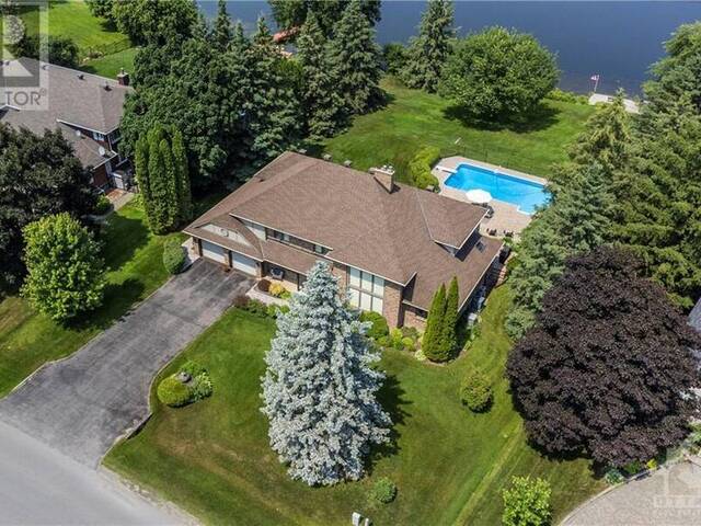 5533 SOUTH ISLAND PARK DRIVE Manotick Ontario, K4M 1J2