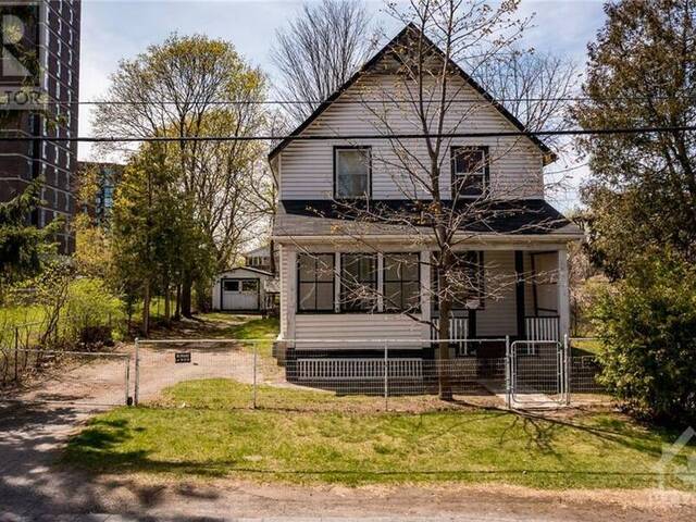 830 HIGH STREET Ottawa Ontario, K2B 6C4