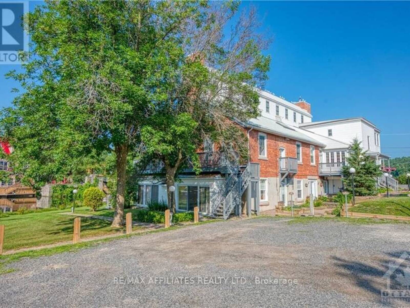 1 - 19 MAIN STREET, Westport, Ontario K0G 1X0