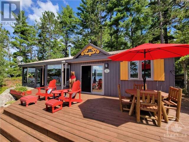 890 MAZINAW LAKE Cloyne Ontario, K0H 1K0