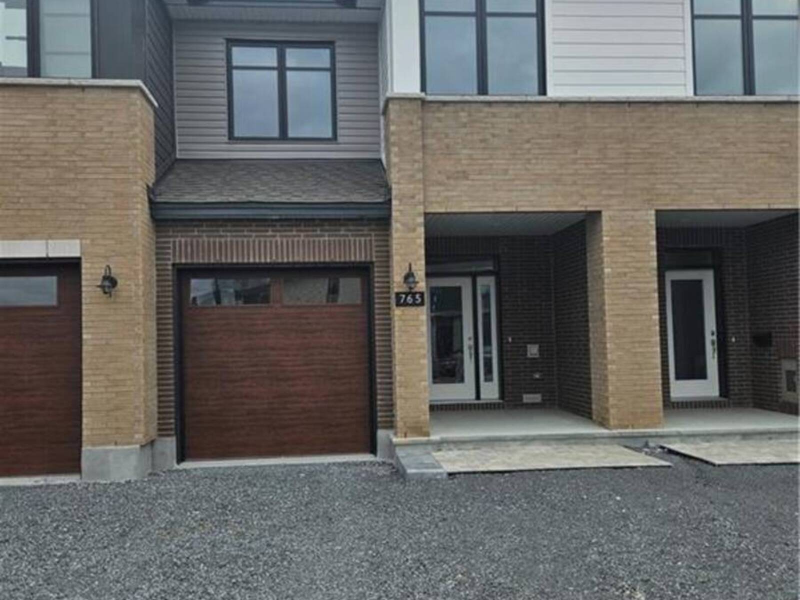 765 MAVERICK CRESCENT, Ottawa, Ontario K2S 2X2