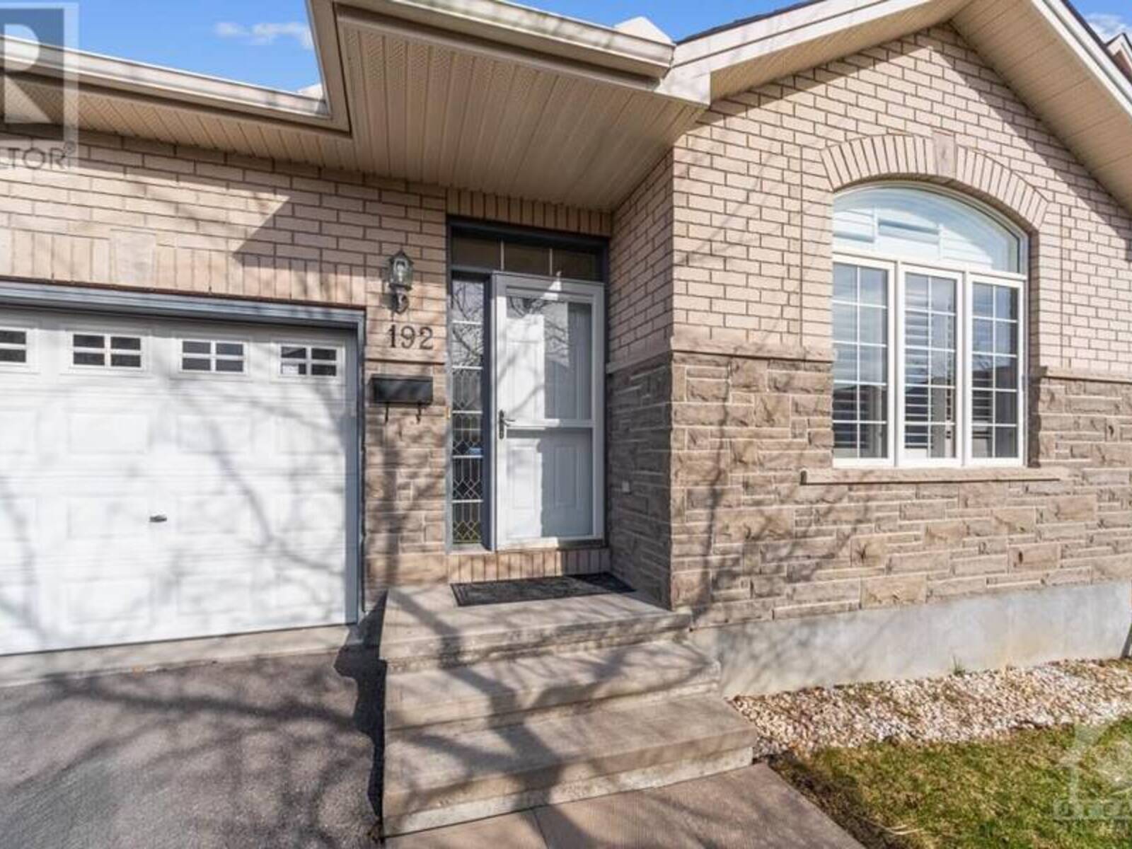 192 FELICITY CRESCENT, Ottawa, Ontario K1W 0C2