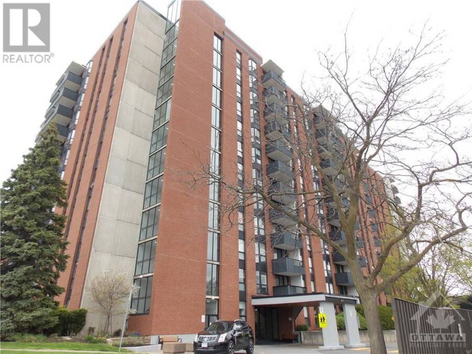 2951 RIVERSIDE DRIVE UNIT#403, Ottawa, Ontario K1V 8W6