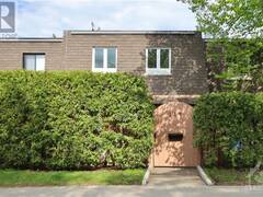 119 ROYALTON PRIVATE Ottawa Ontario, K1V 9S4