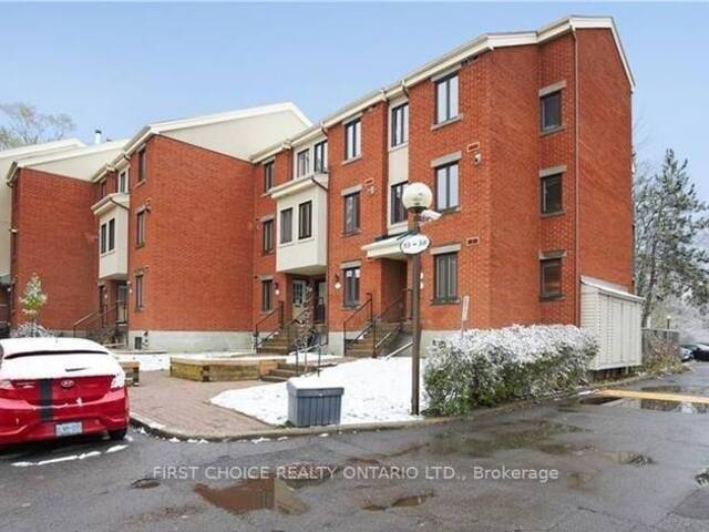 33 CRISPIN COURT Ottawa Ontario, K1K 2T7