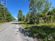 LOCH GARRY ROAD | Apple Hill Ontario | Slide Image Four