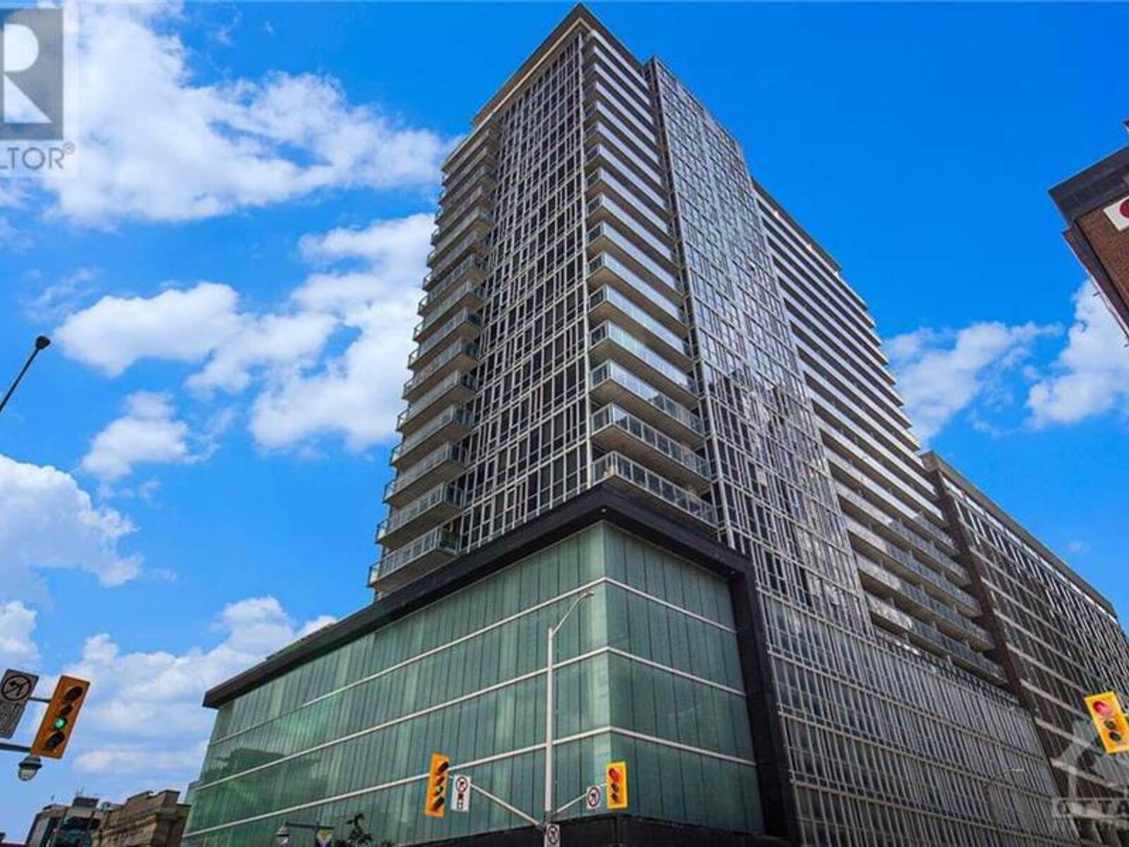 324 LAURIER AVENUE W UNIT#709, Ottawa, Ontario K1P 0A4