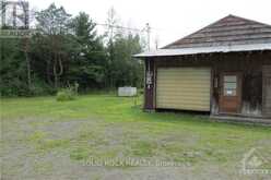 2102 COUNTY 44 ROAD | Edwardsburgh-Cardinal Ontario | Slide Image Four