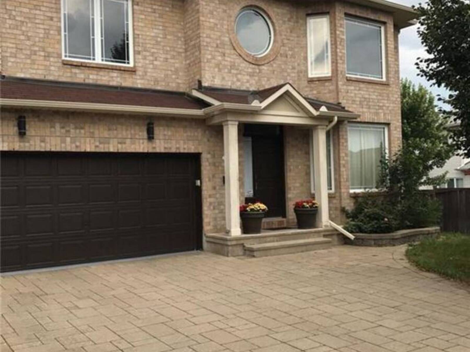 129 ROCKY HILL DRIVE, Ottawa, Ontario K2G 7B2