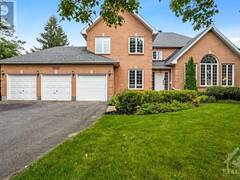 5525 PETTAPIECE CRESCENT Manotick Ontario, K4M 1C6