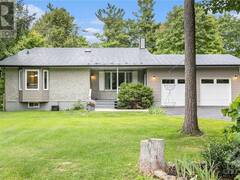 10 WOODLAND DRIVE Braeside Ontario, K0A 1G0