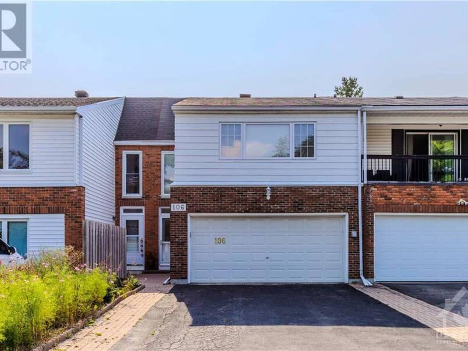 106 MCCLELLAN ROAD, Ottawa, Ontario K2H 5V8