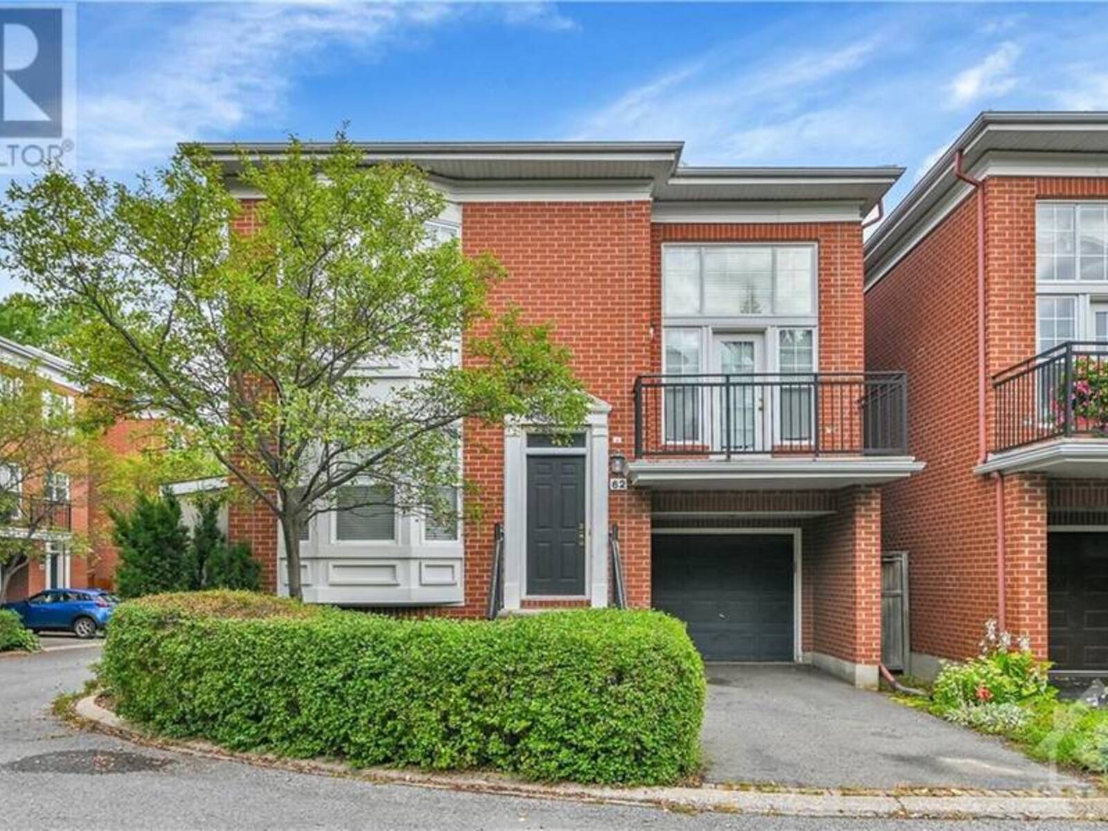 62 JARDIN PRIVATE, Ottawa, Ontario K1K 4V9