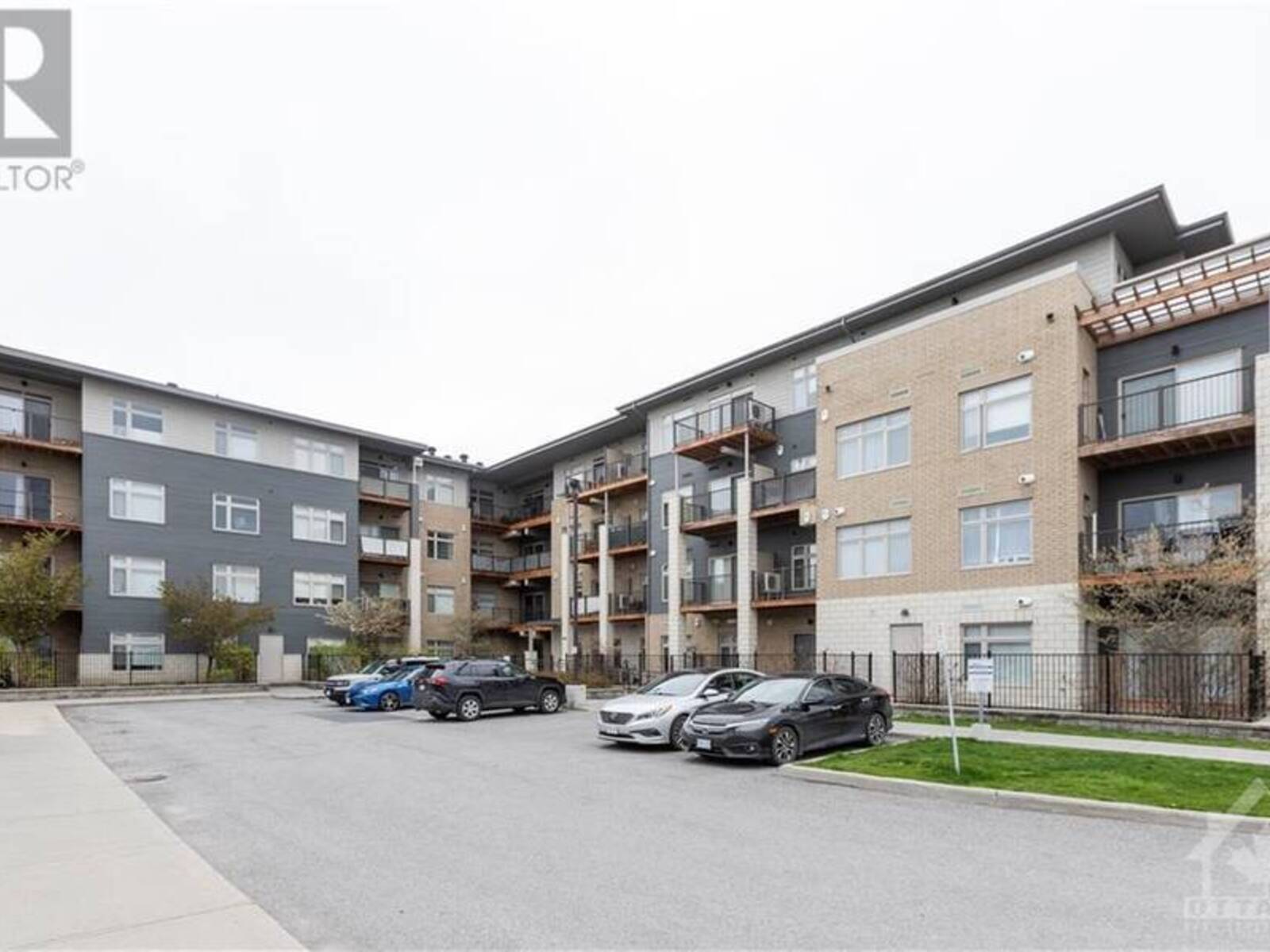 2785 BASELINE ROAD UNIT#301, Ottawa, Ontario K2H 1G9