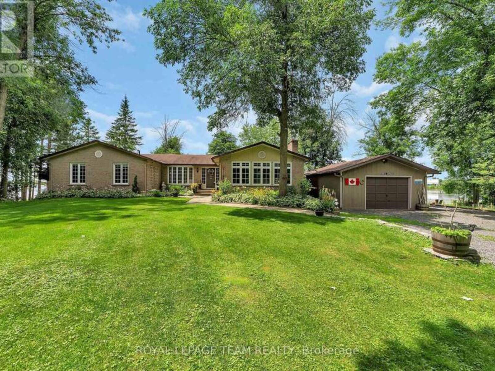 6 RIDEAU LANE, North Grenville, Ontario K0G 1J0