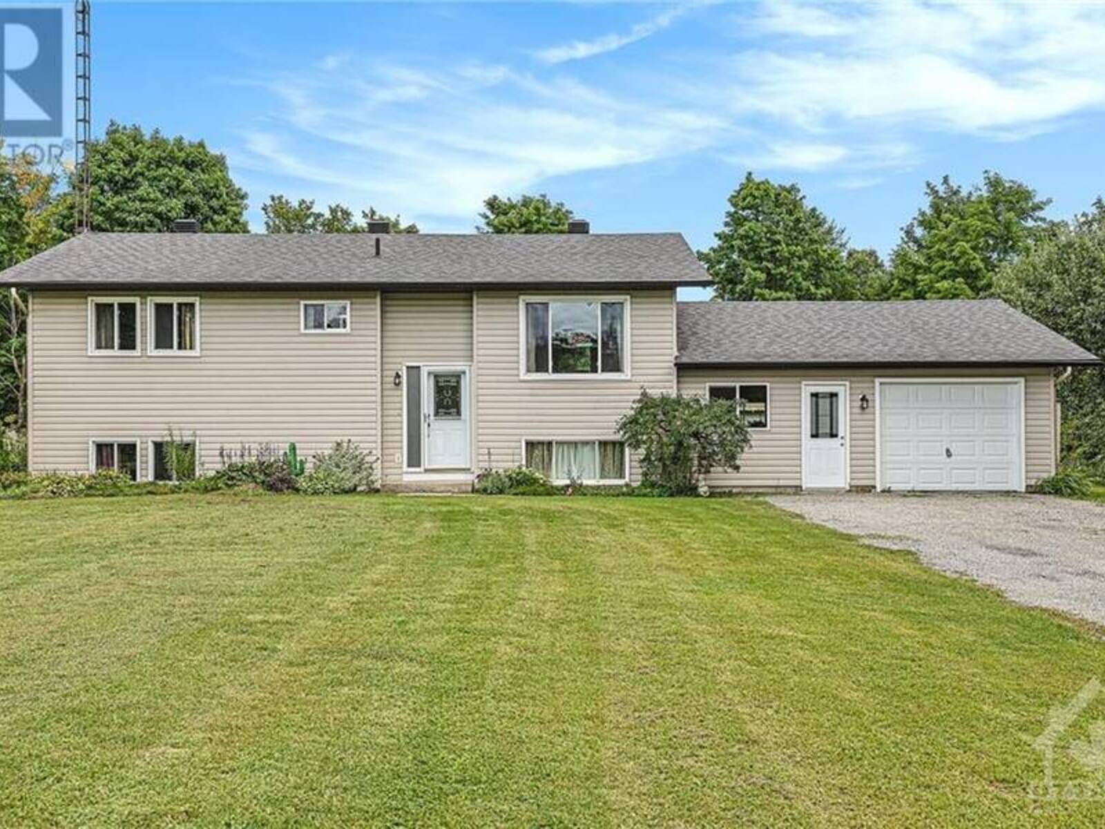 1657 7TH LINE ROAD, Carleton Place, Ontario K7C 3P2