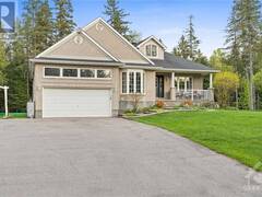 32 SAWGRASS CIRCLE Ottawa Ontario, K0A 1B0