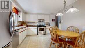 19 WEDGEWOOD CRESCENT | Ottawa Ontario | Slide Image Nine