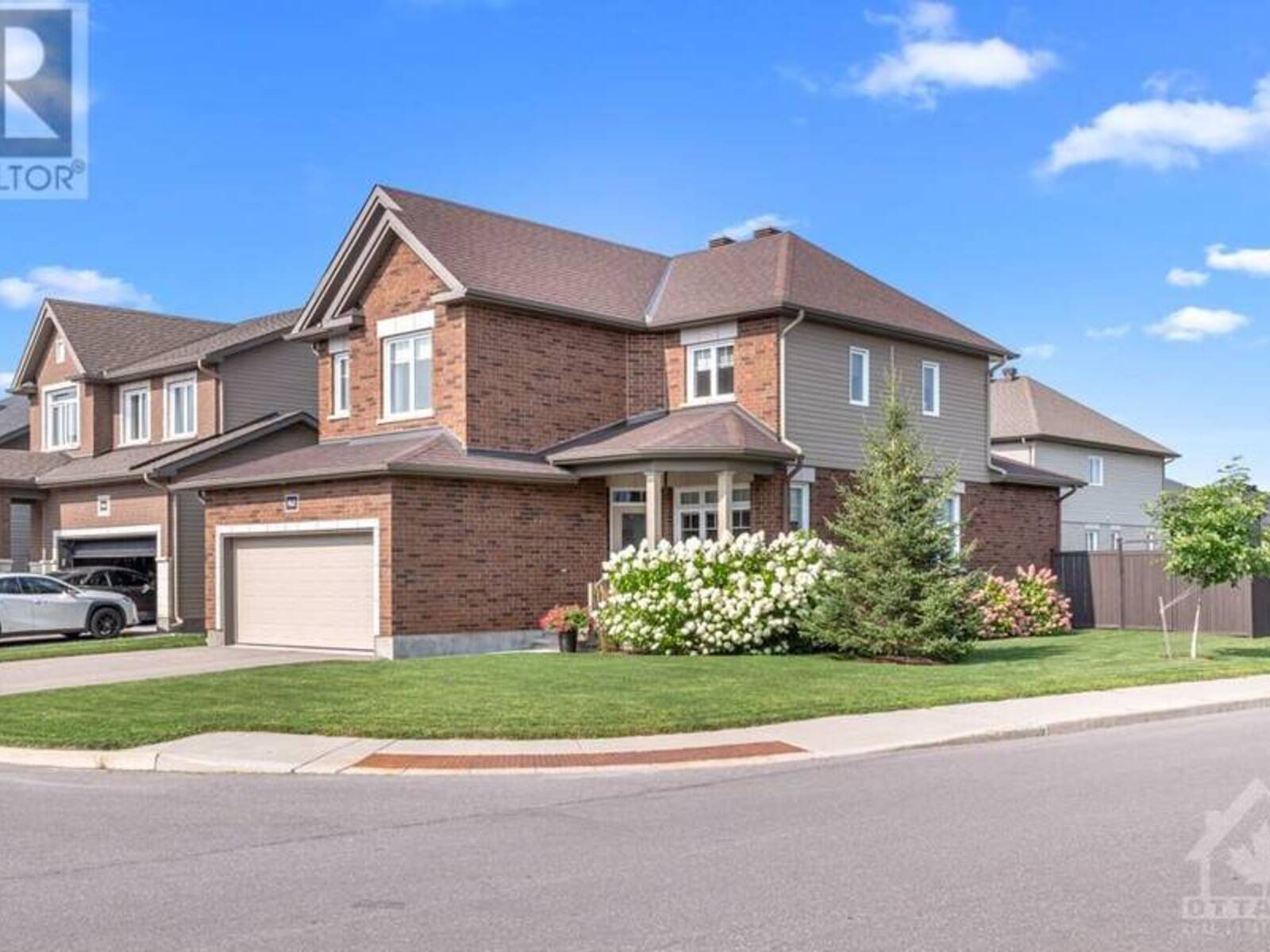 862 OAT STRAW WAY, Ottawa, Ontario K1T 0M2