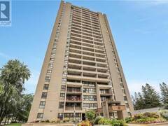 1408 - 1785 FROBISHER LANE Ottawa Ontario, K1G 3T7