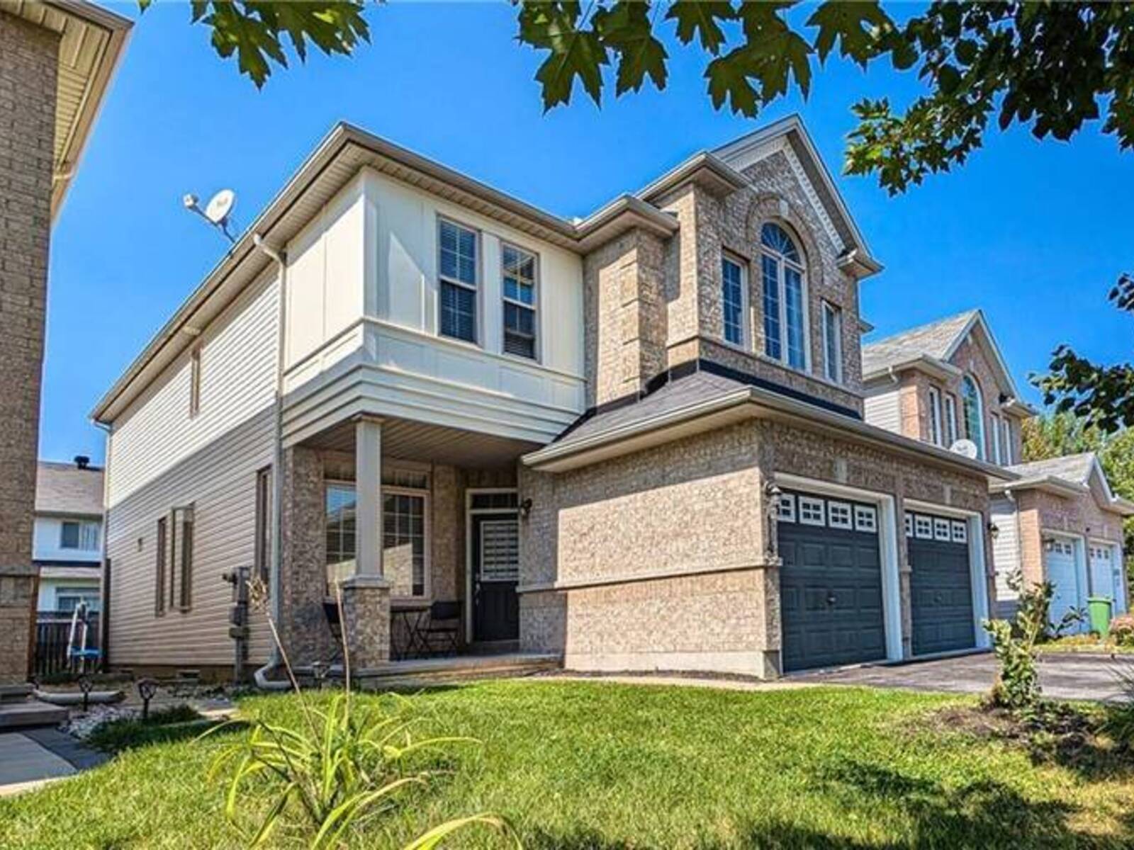 119 MACARA CRESCENT, Ottawa, Ontario K2K 0E1