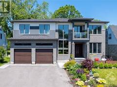 7 PHILLIP DRIVE Nepean Ontario, K2E 6R6