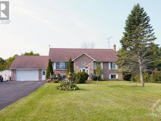 139 BAY ROAD Lombardy Ontario, K0G 1L0