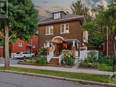 28 OLD SUNSET BOULEVARD Ottawa Ontario, K1S 3G9