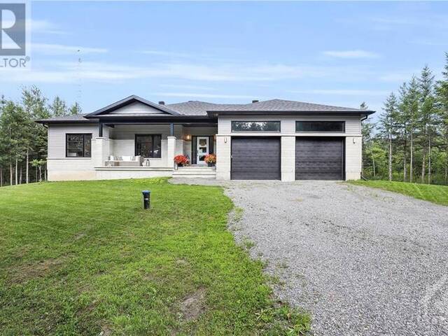 161 OLD PAKENHAM ROAD Fitzroy Harbour Ontario, K0A 1X0