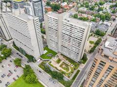 2304 - 530 LAURIER AVENUE W Ottawa Ontario, K1R 7T1