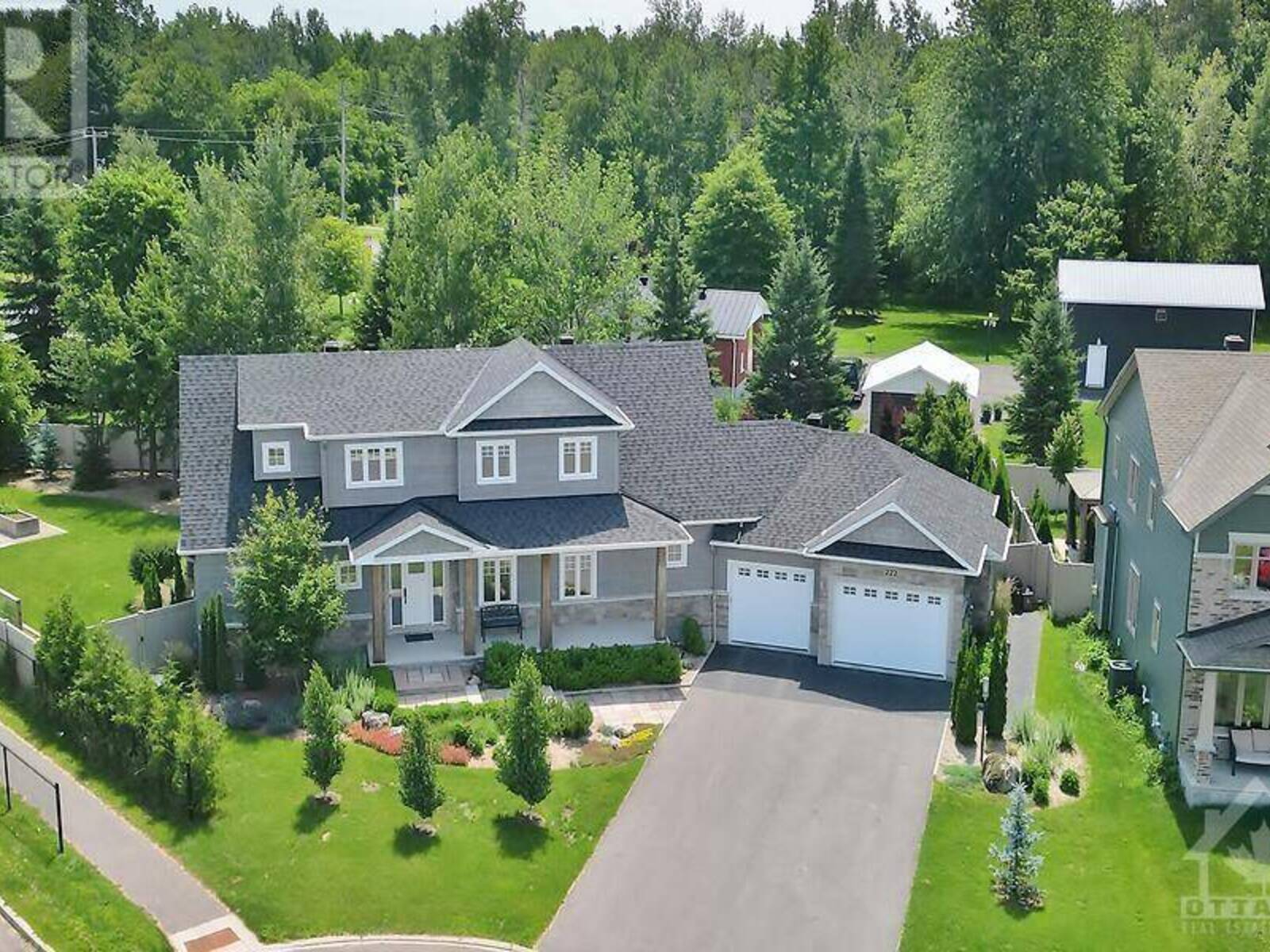 222 PIONEER ROAD, Russell, Ontario K4R 0E1