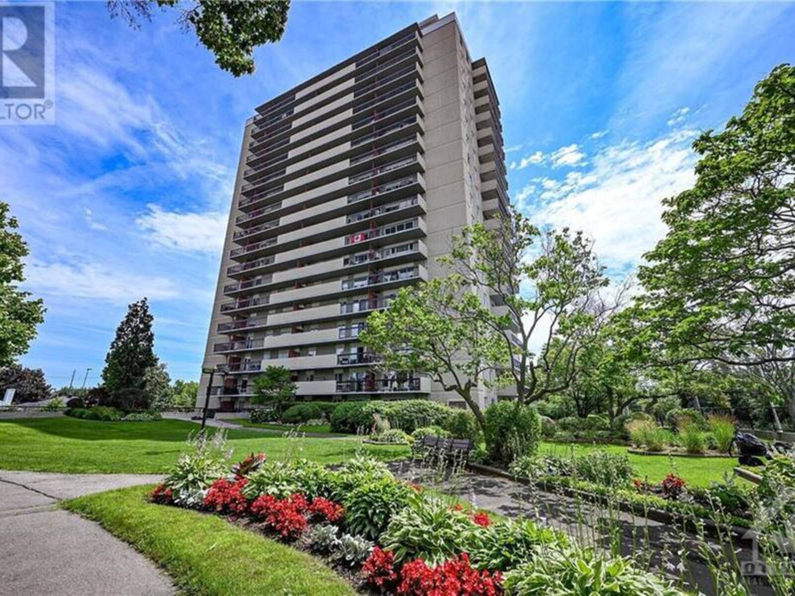 158C MCARTHUR AVENUE UNIT#903, Ottawa, Ontario K1L 8E7