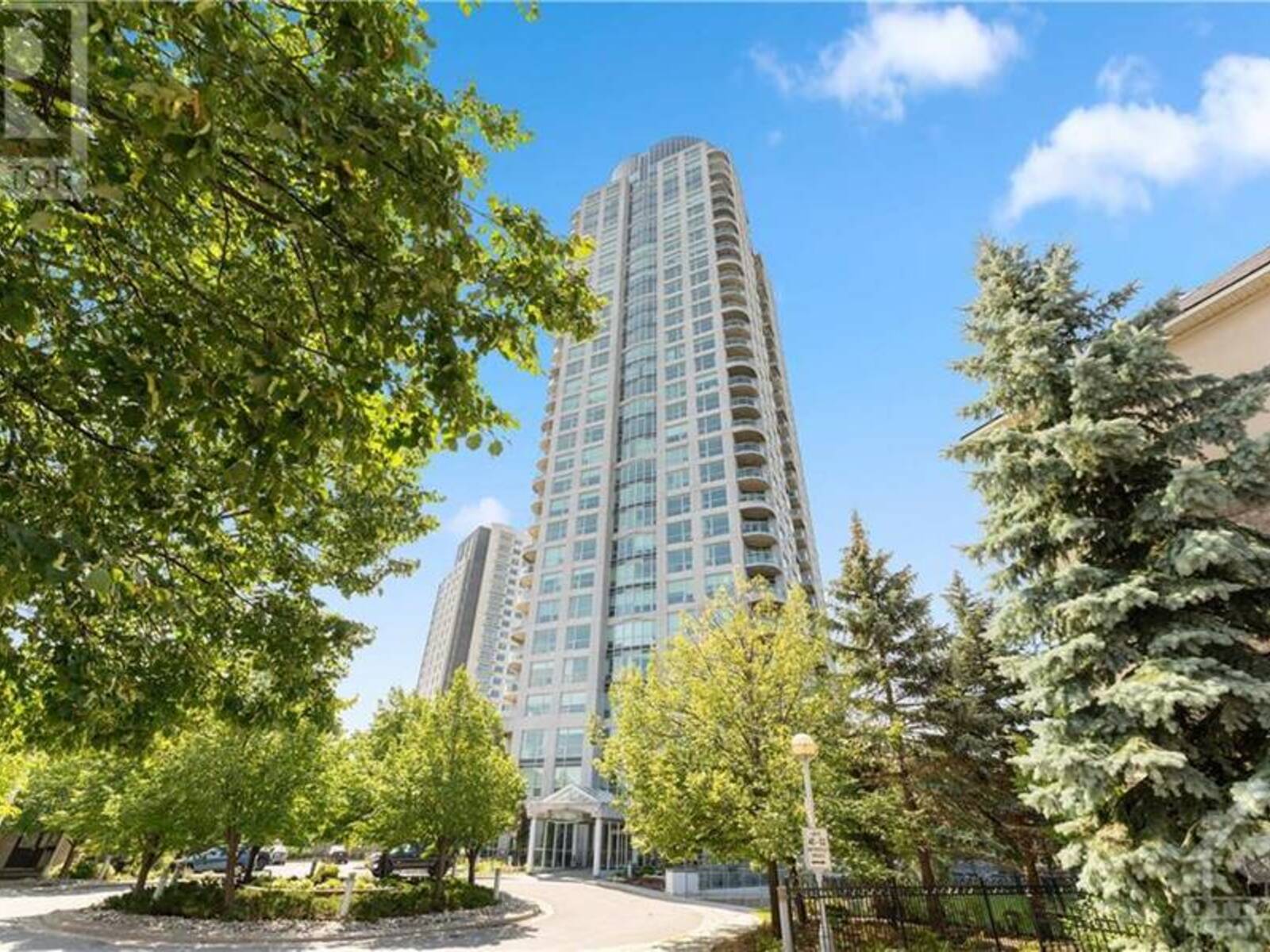 38 METROPOLE PRIVATE UNIT#703, Ottawa, Ontario K1Z 1E9