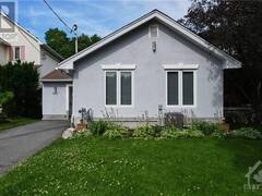 687 ROOSEVELT AVENUE Ottawa Ontario, K2A 2A8