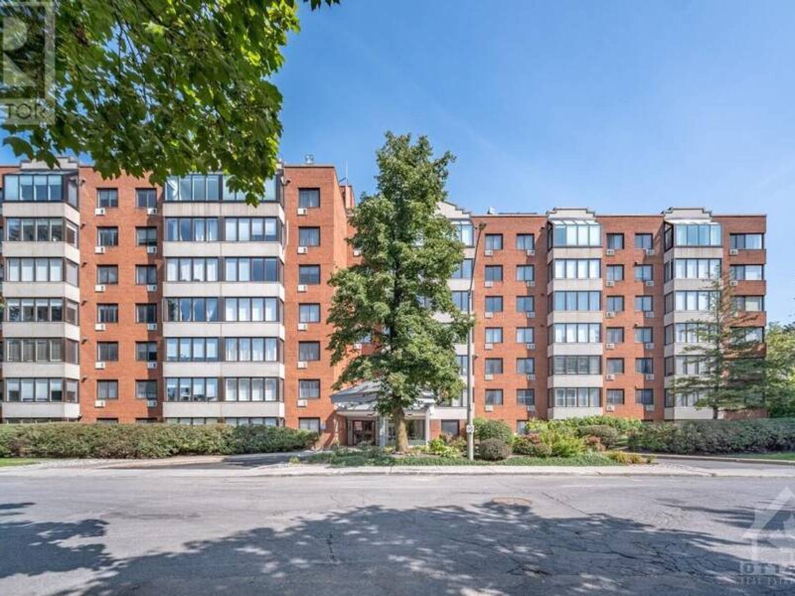 225 ALVIN ROAD UNIT#711, Ottawa, Ontario K1K 4H6