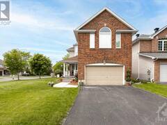 62 CLYDESDALE AVENUE Ottawa Ontario, K2M 2M4