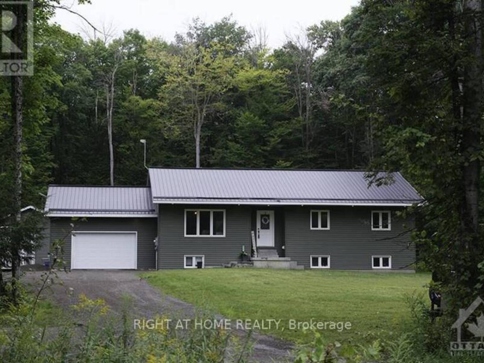 513 STEWARTVILLE ROAD, McNab/Braeside, Ontario K0A 3L0