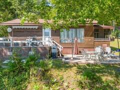 447 HARDWOOD RIDGE ROAD Lanark Ontario, K0G 1K0