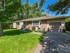 1133 JEAN PARK ROAD Manotick Ontario, K4M 1E4