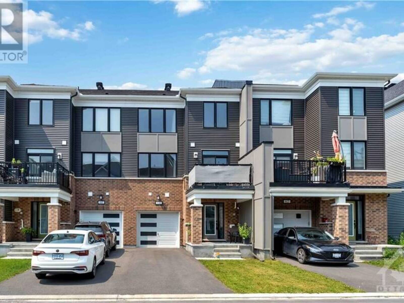 64 URSID MEWS, Ottawa, Ontario K2J 6T5