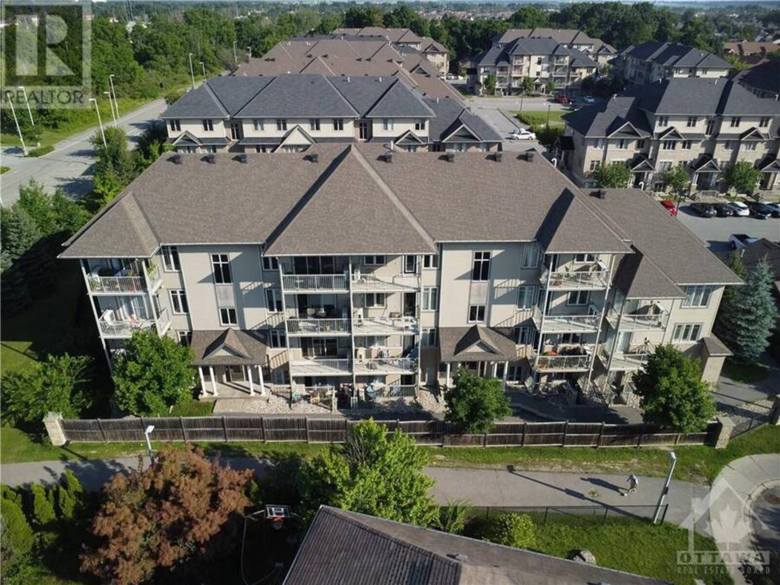 56 B TAYSIDE PRIVATE, Ottawa, Ontario K2J 2T3